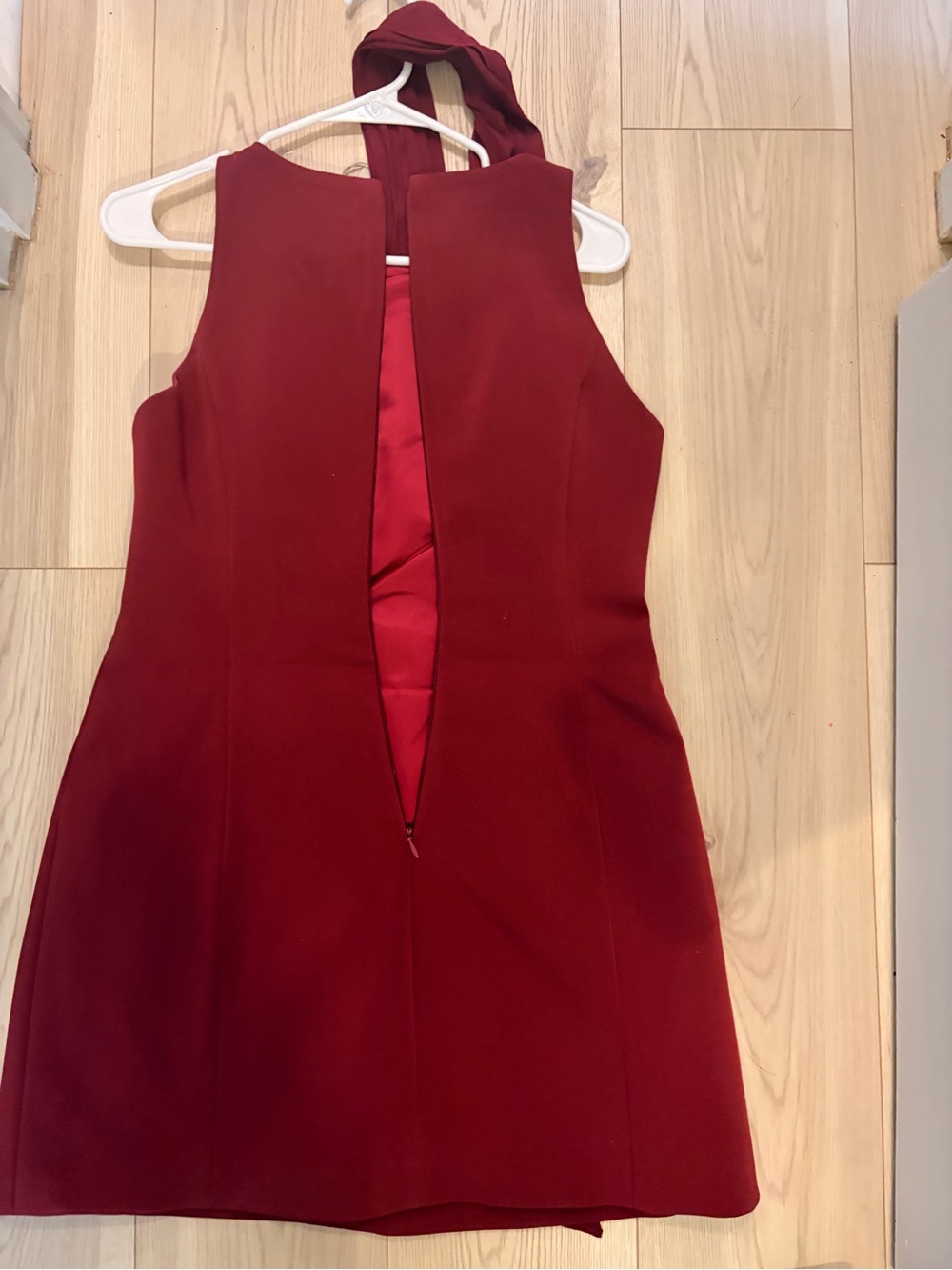 Meshki Burgundy Sleeveless Embroidered Shift Dress with Scarf - Picture 4 of 7